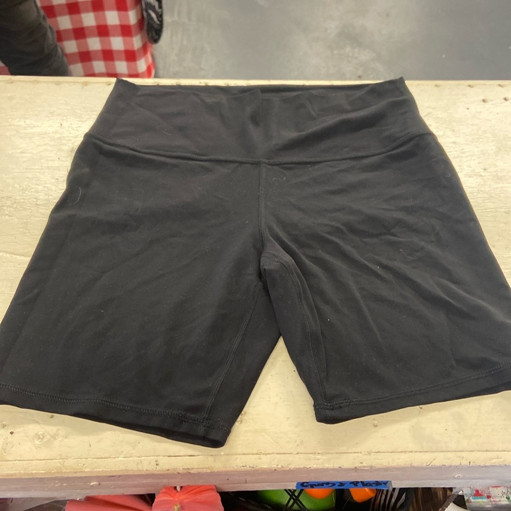 Athleta transcend bike shorts
